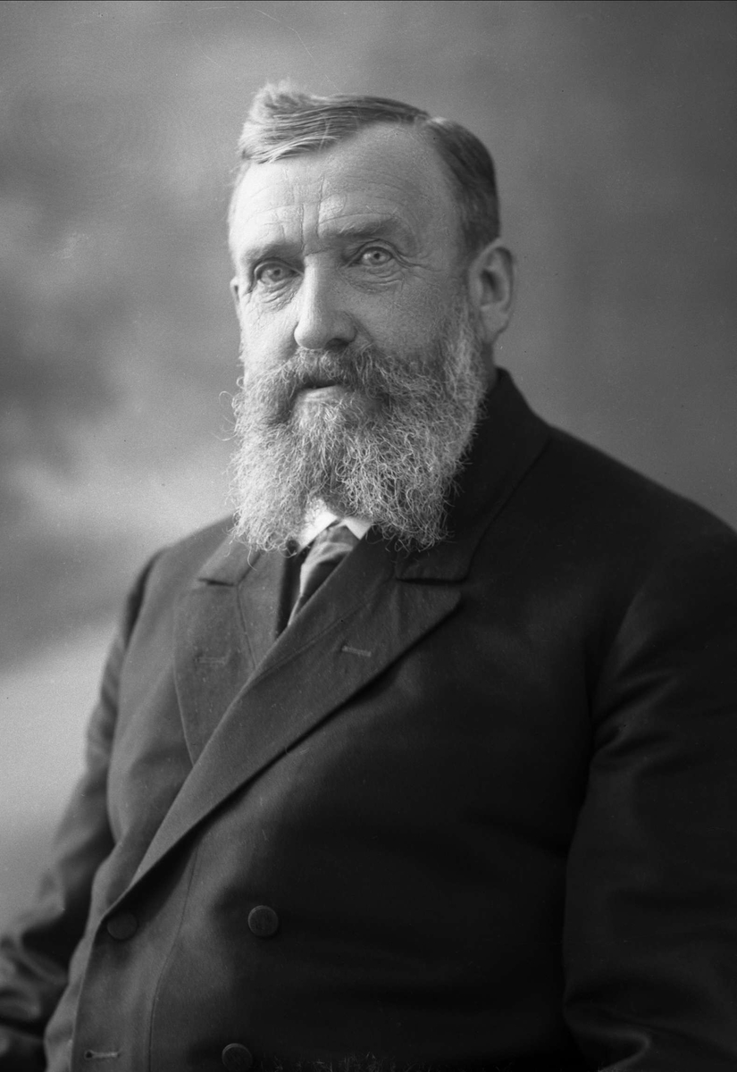 Gustav Borgen, Portrett, kirkesanger Næss.
