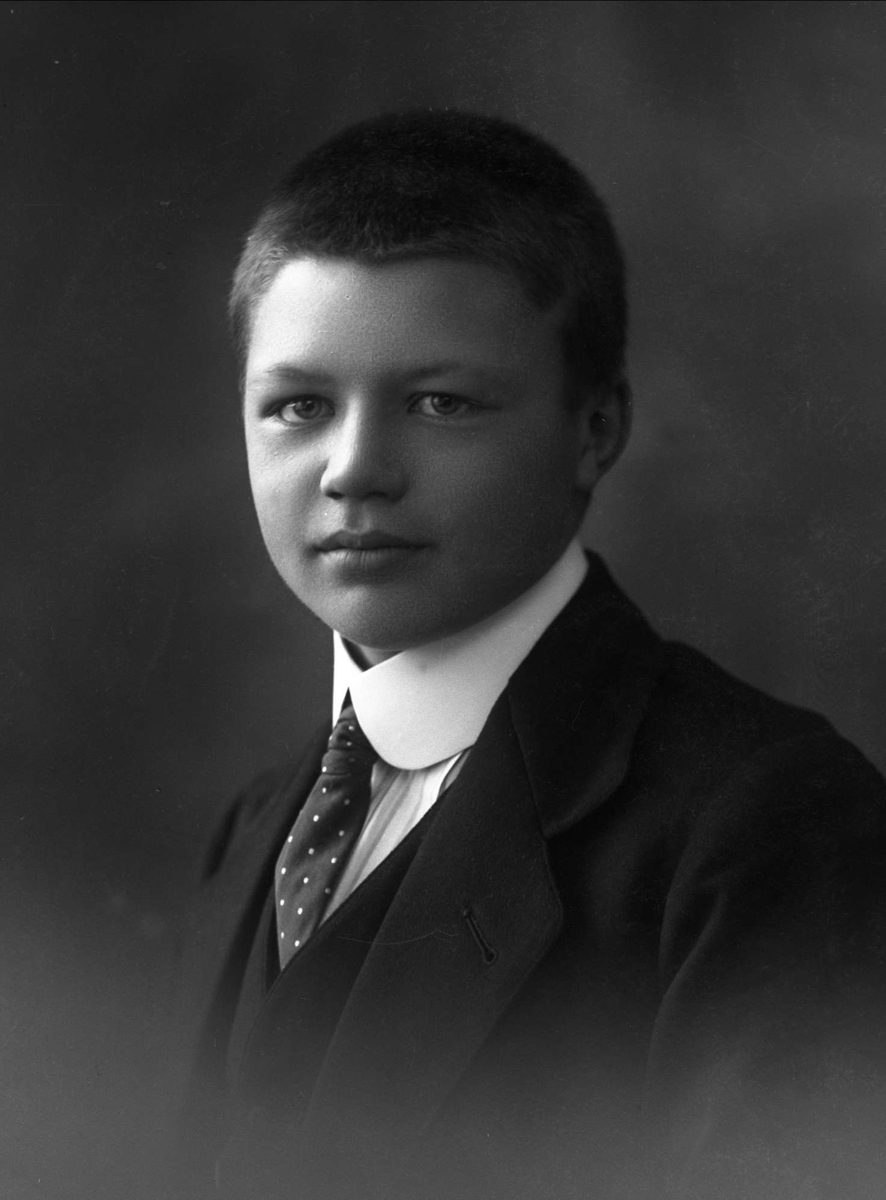 Gustav Borgen, NFB.45017