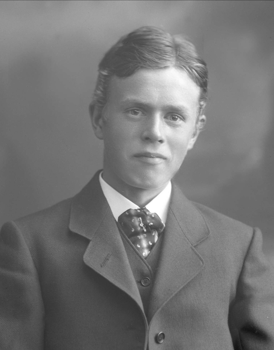 Gustav Borgen, NFB.45238