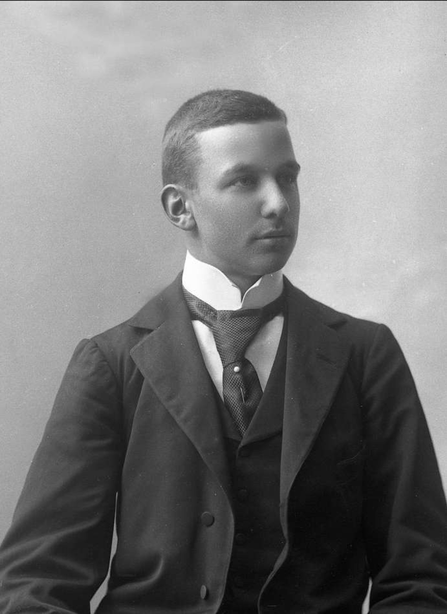 Gustav Borgen, NFB.47938
