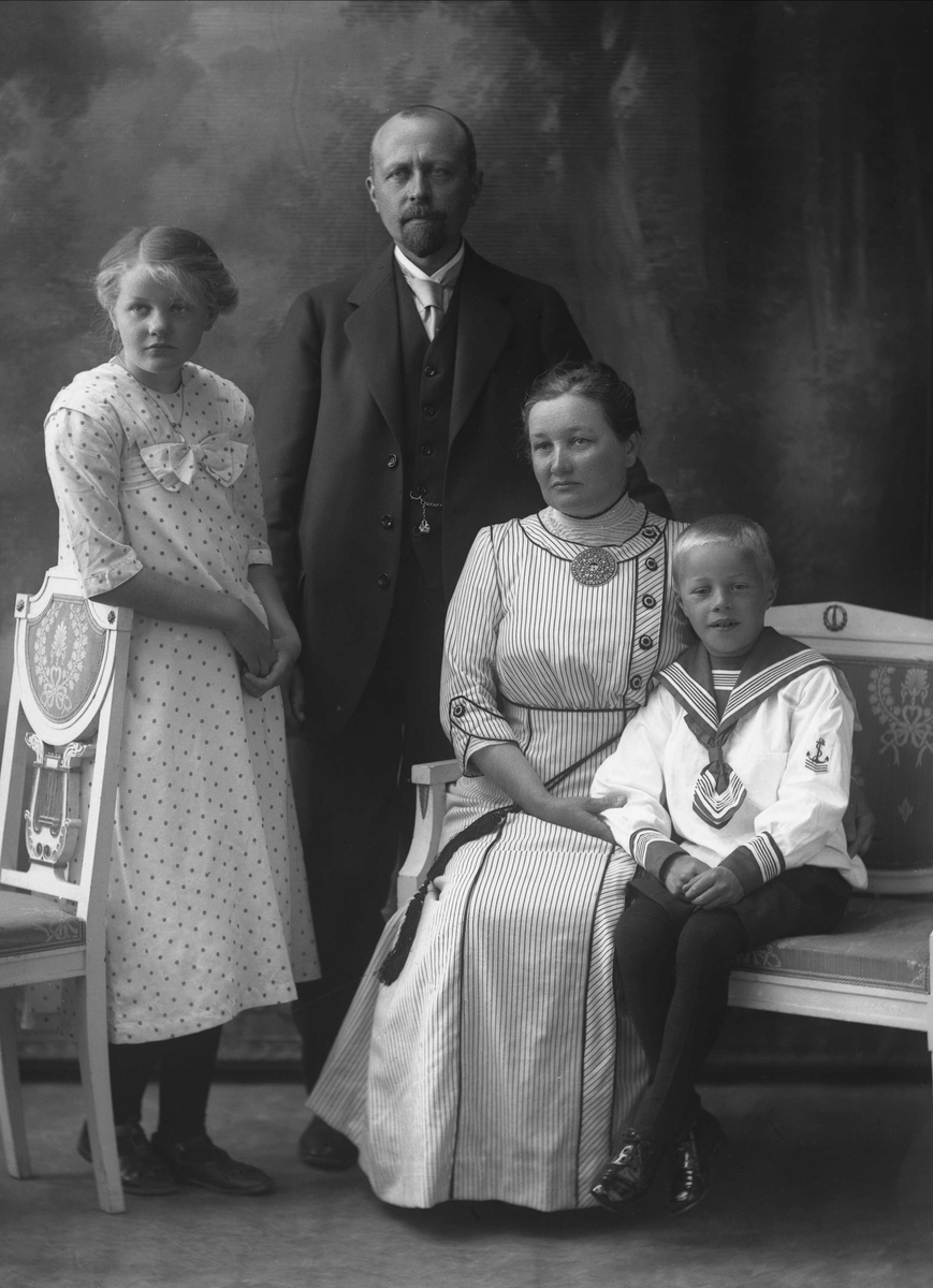 Gustav Borgen, NFB.49012