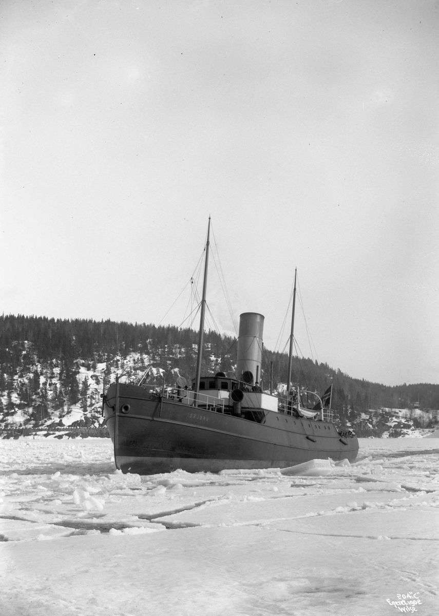 Anders Beer Wilse, D/S Isbjørn (b. 1894, Akers Mekaniske Verksted, Christiania), isbryter