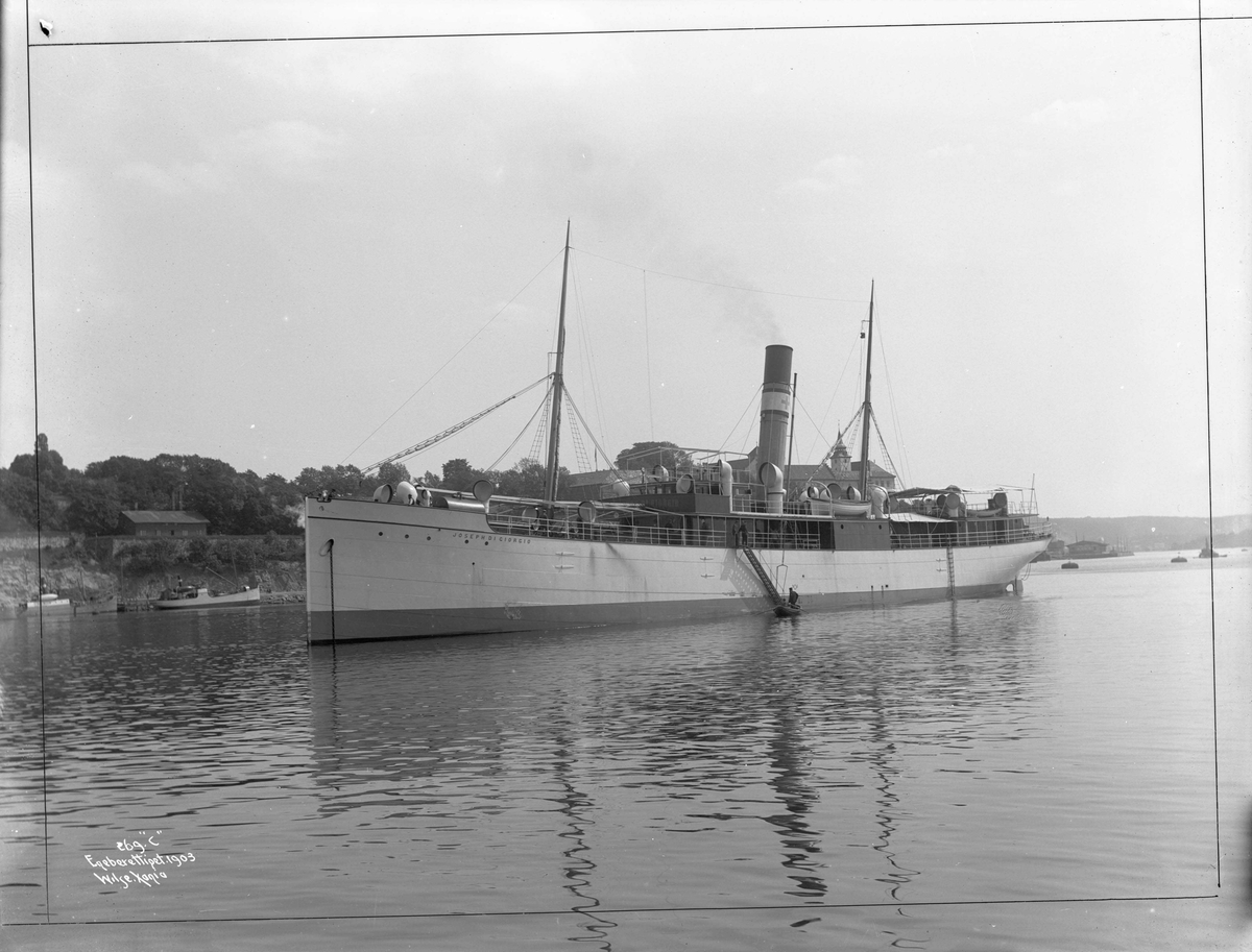 Anders Beer Wilse, D/S Joseph di Georgio (b. 1903, Akers Mekaniske Verksted, Christiania), i havnen