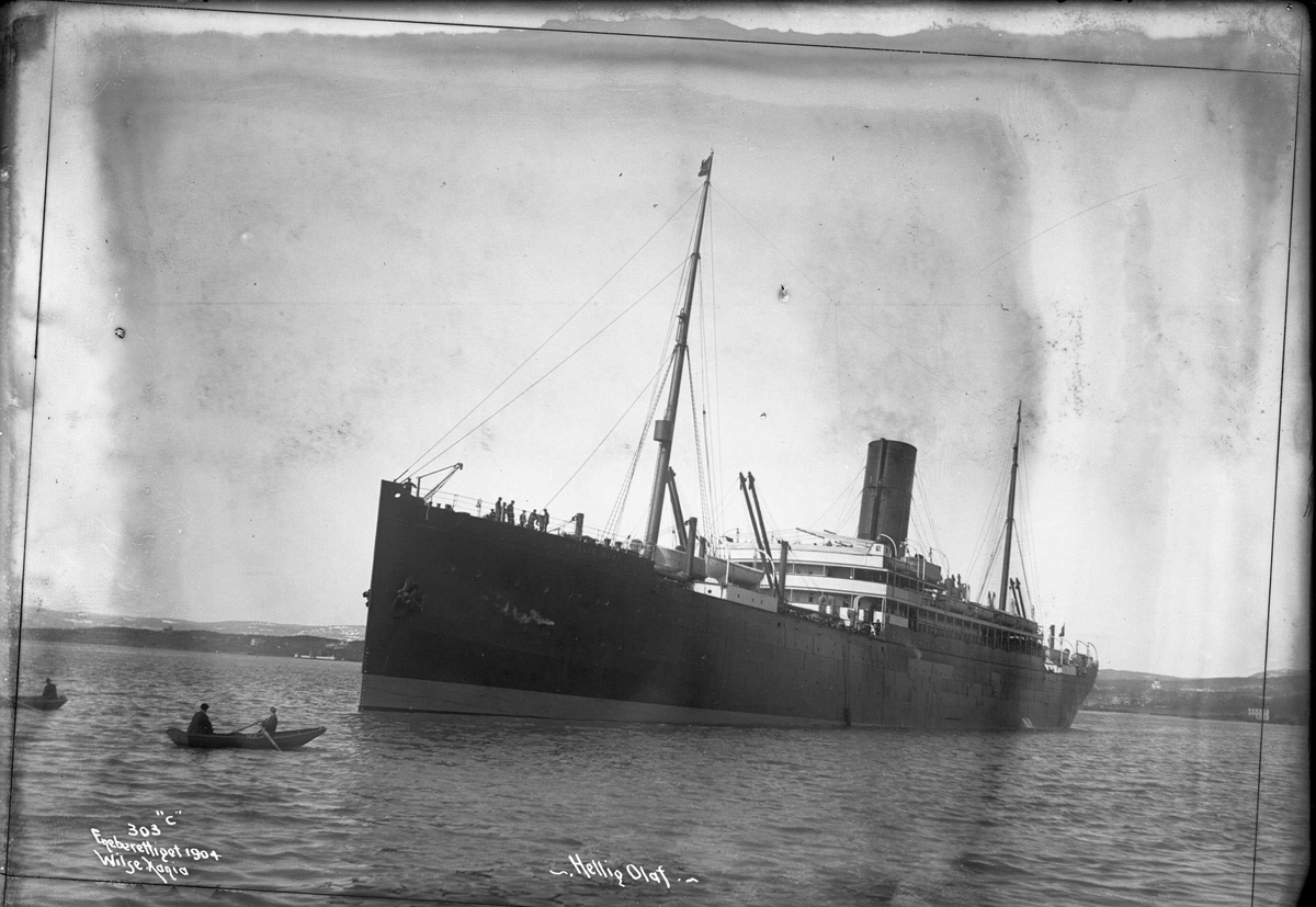 Anders Beer Wilse, S/S Hellig Olaf (b. 1902, A. Stephen & Sons Ltd., Glasgow)