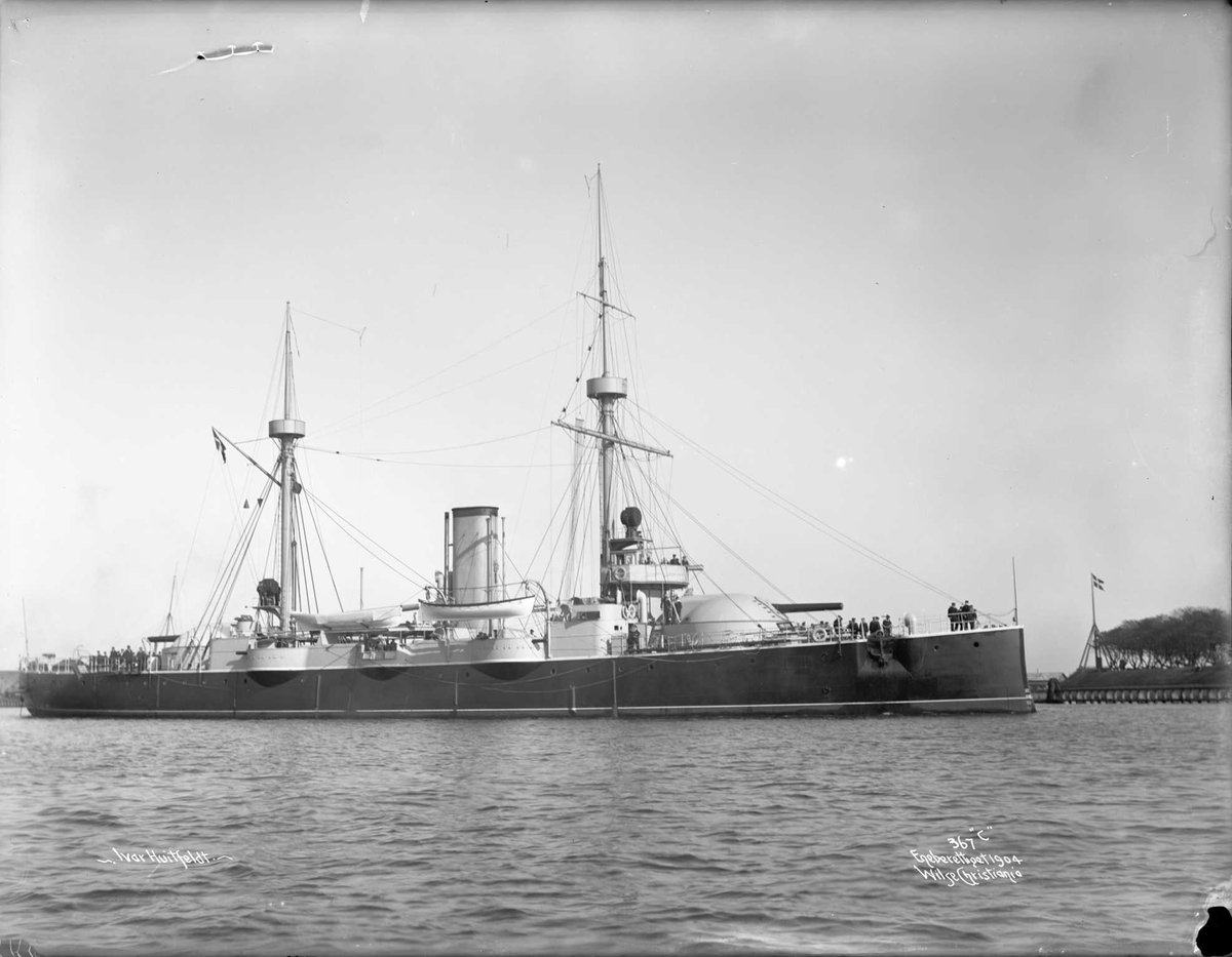 Anders Beer Wilse, Ivar Huitfeldt (b. 1886, Orlogsværftet, Holmen), dansk panserskip
