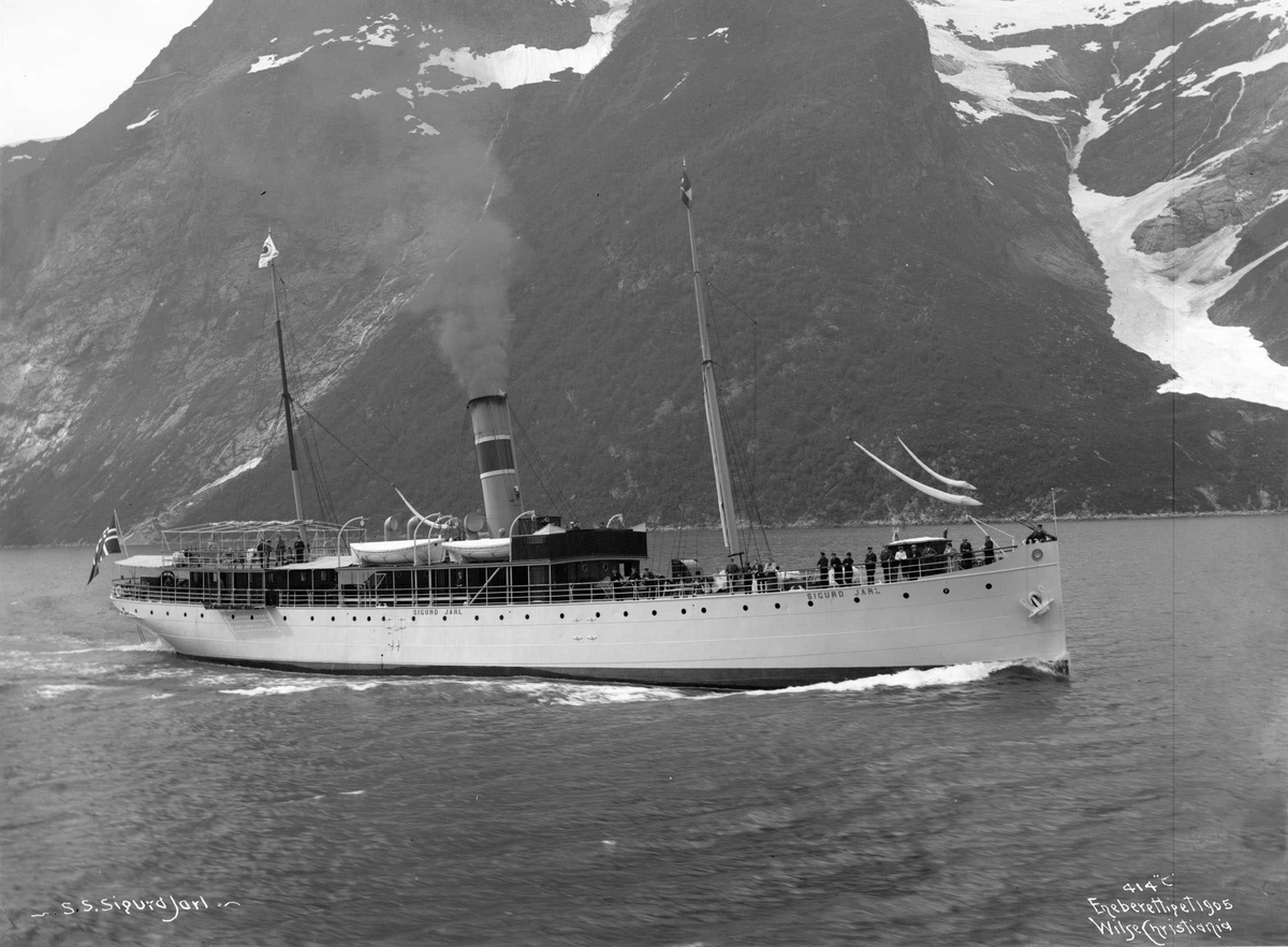 Anders Beer Wilse, D/S Sigurd Jarl (b. 1894, Akers Mekaniske Verksted, Christiania)
