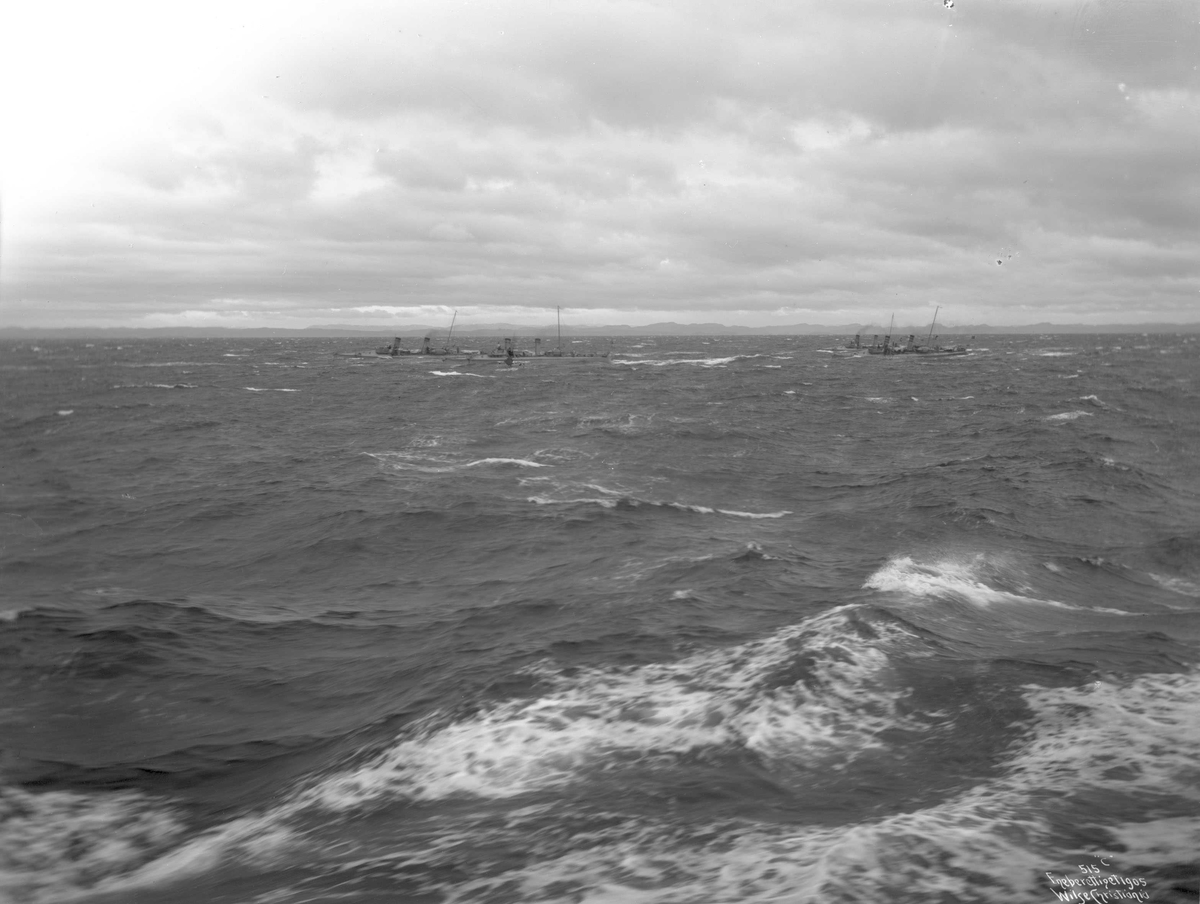 Anders Beer Wilse, Torpedobåter i sjøen