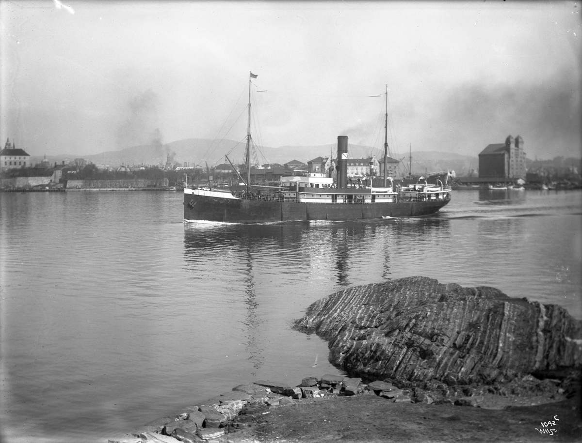 Anders Beer Wilse, D/S Sterling (b. 1907, Fredrikstad Mekaniske Verksted, Fredrikstad)