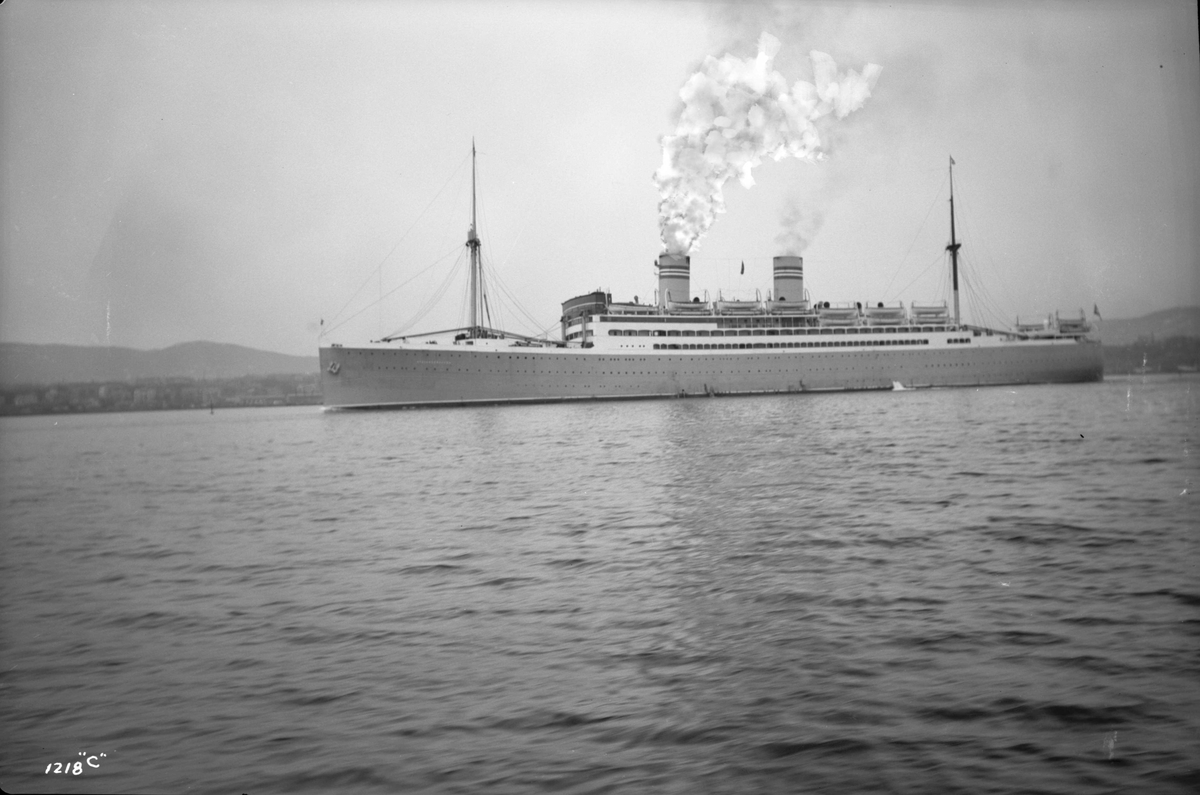 Anders Beer Wilse, Stavangerfjord (b. 1918, Cammell, Laird & Co., Birkenhead)