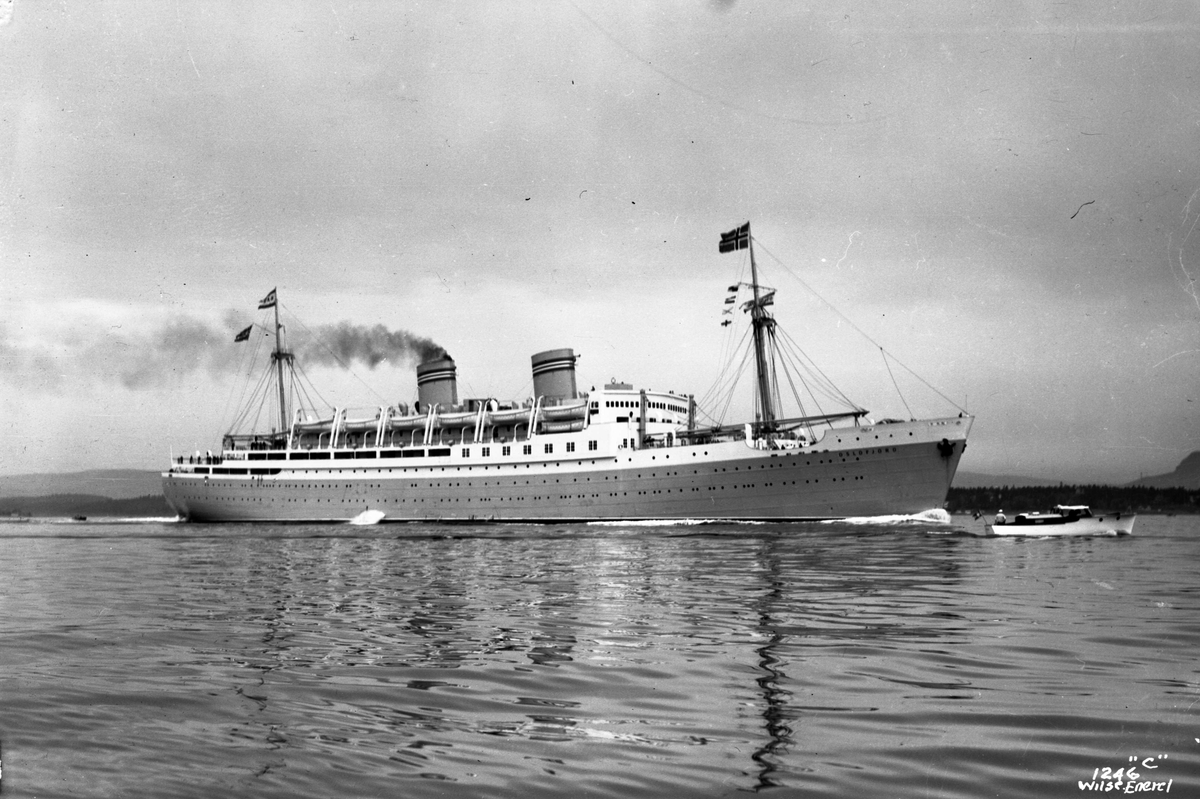 Anders Beer Wilse, M/S Oslofjord (b. 1938, Weser A.G., Bremen)