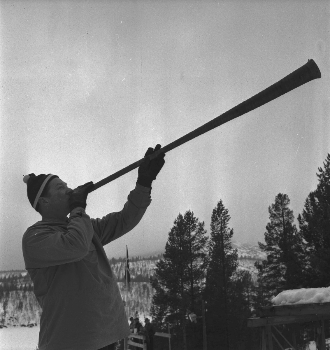 Per Magne Grue, Tynset, Savalen, Lurblåser, Hopp konkurranse