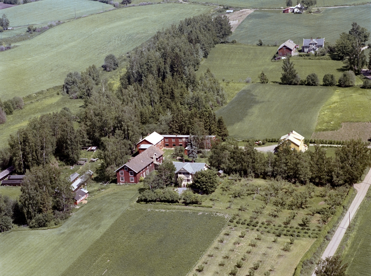 Widerøes Flyveselskap A/S, FLYFOTO SOLBRÅ
