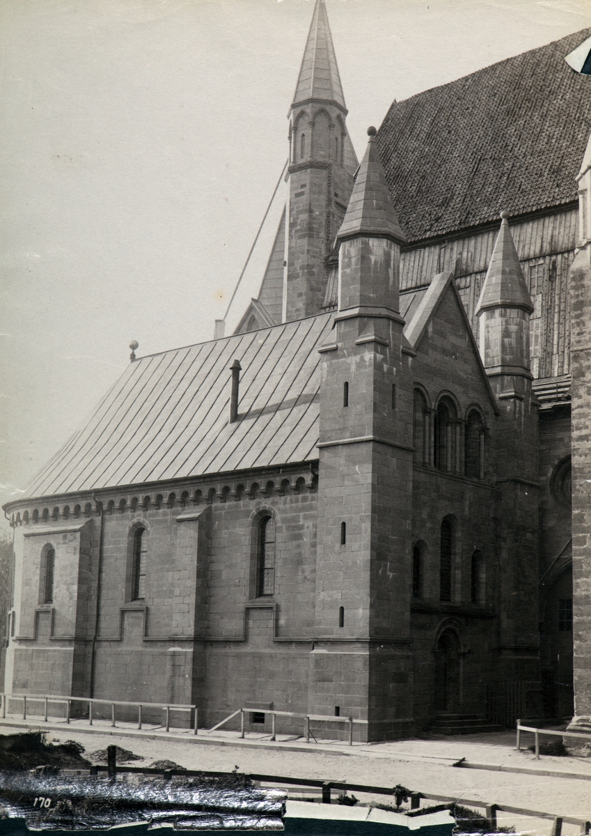 Axel Lindahl, Nidarosdomen, Trondheim.