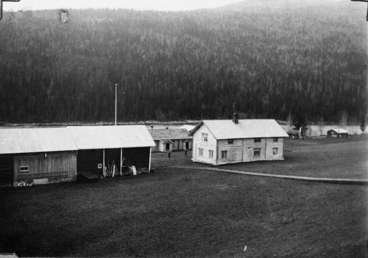 Carl Gustav Normann, Gardsbruk - Aursjøbekken