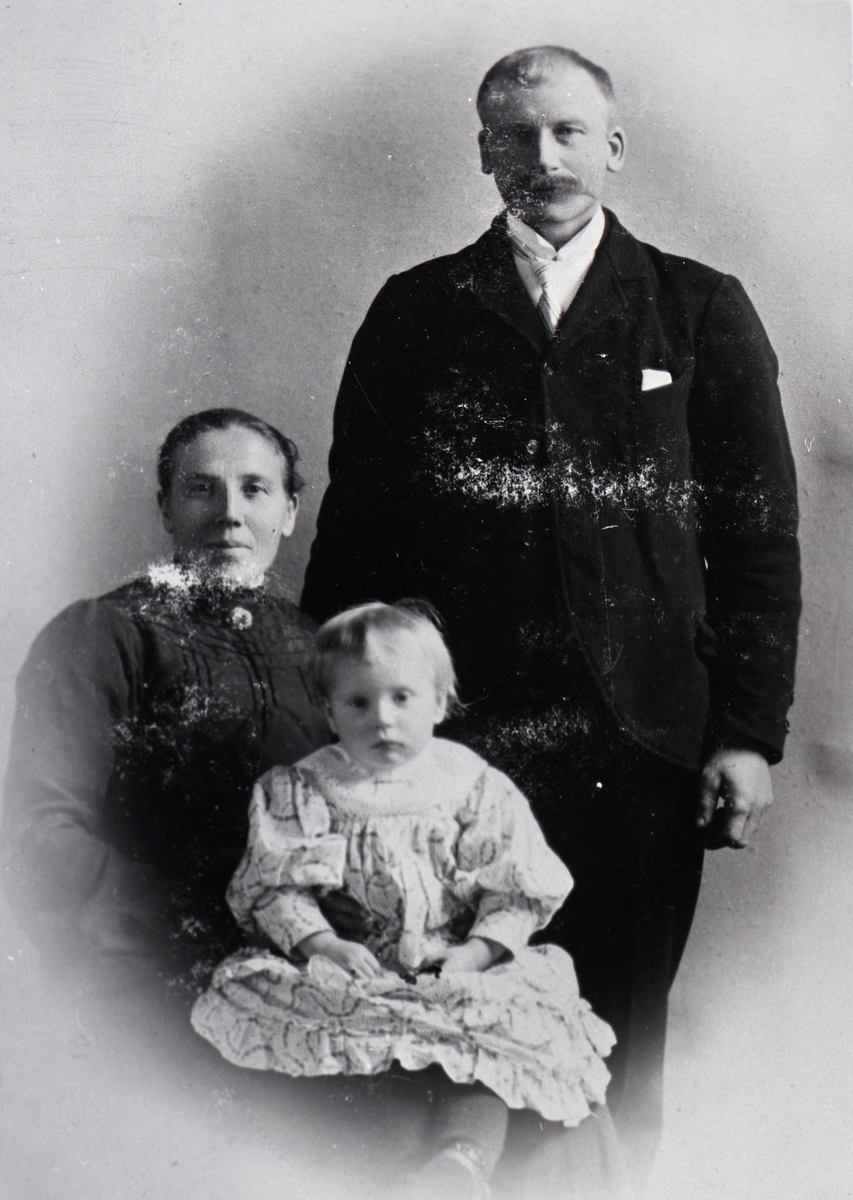 Ukjent, Familiebilde