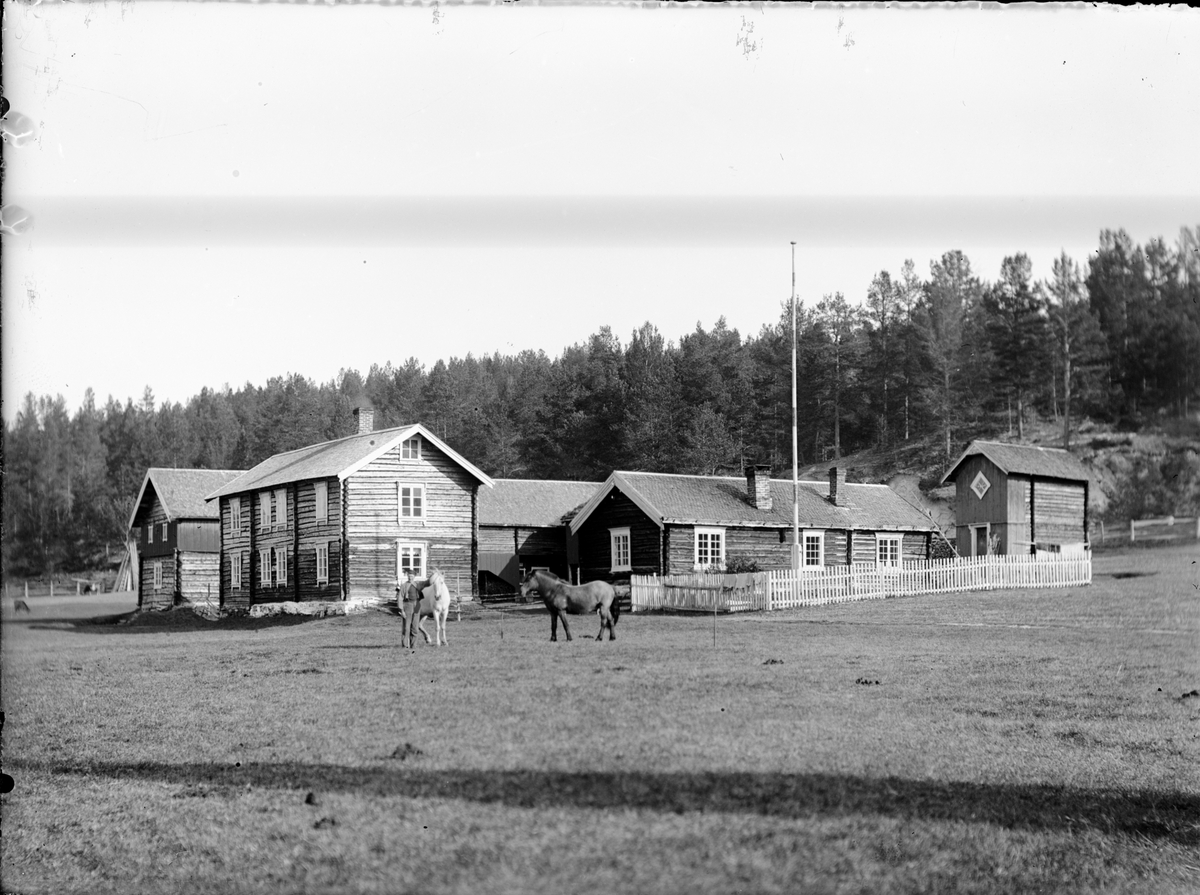 Peder J. Bredalslien, Gardsbruk