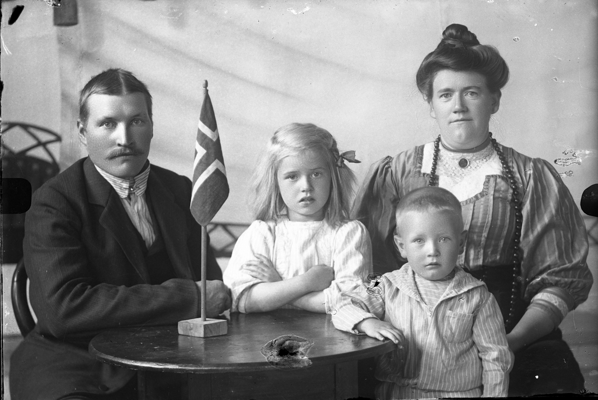 Oscar Holte, portrett, person, klær,