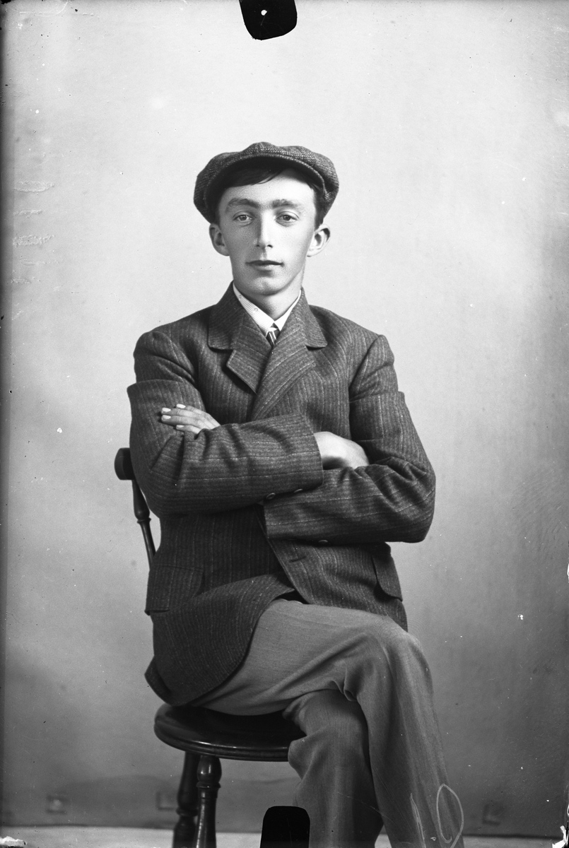 Oscar Holte, Portrett av mann
