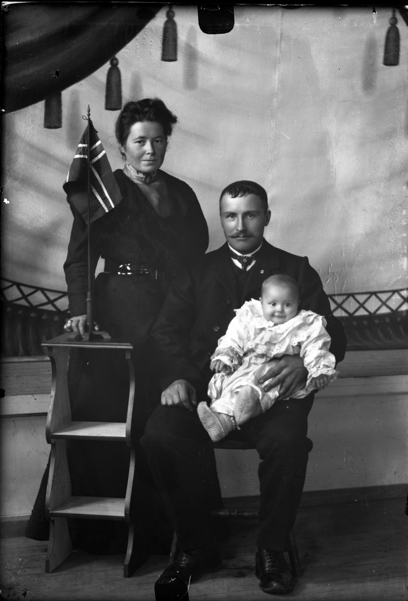 Oscar Holte, Familieportrett