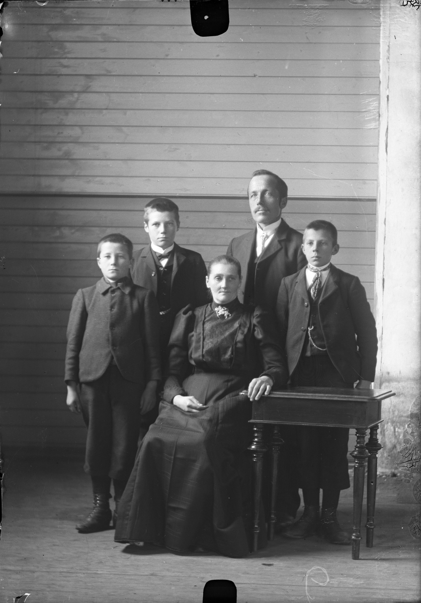 Oscar Holte, Familieportrett