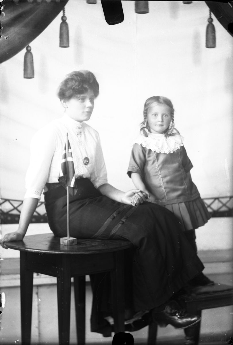 Oscar Holte, Portrett av kvinne