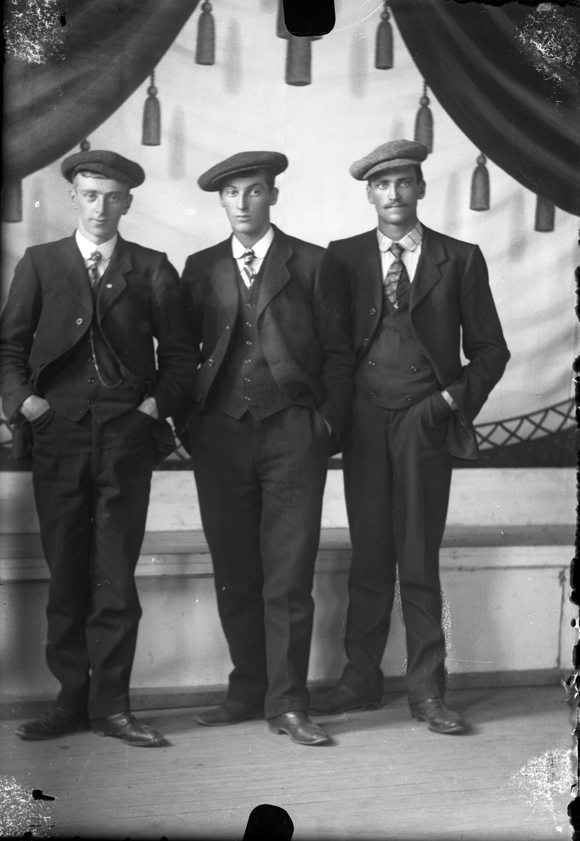 Oscar Holte, Portrett av tre barske karer