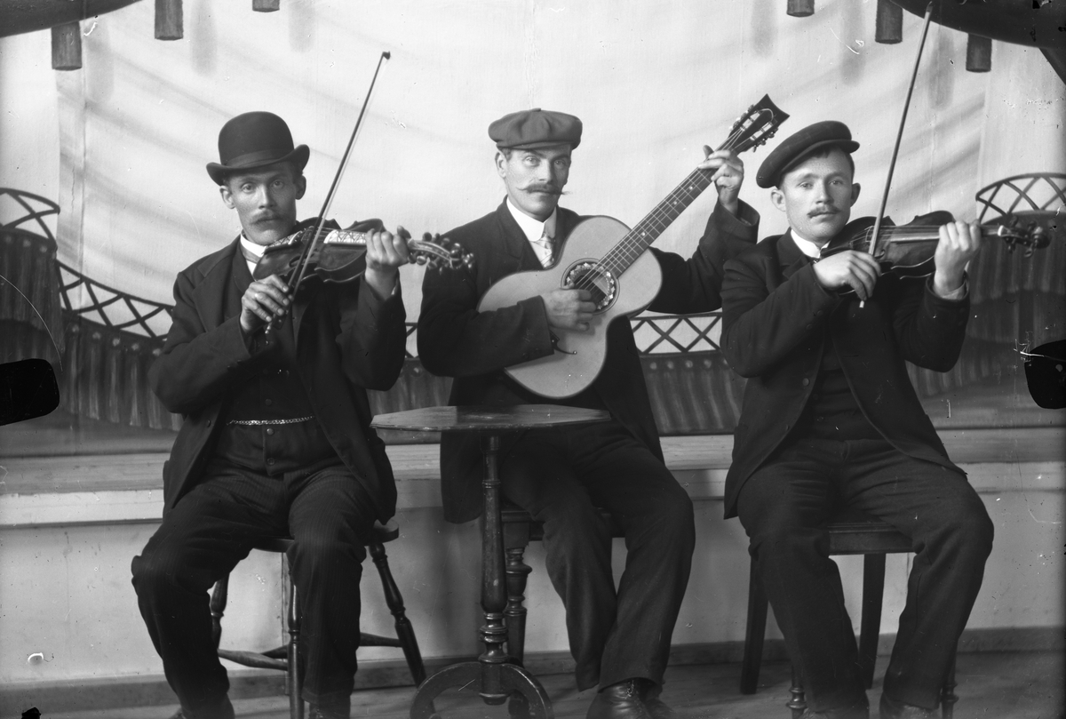 Oscar Holte, Portrett av tre musikanter