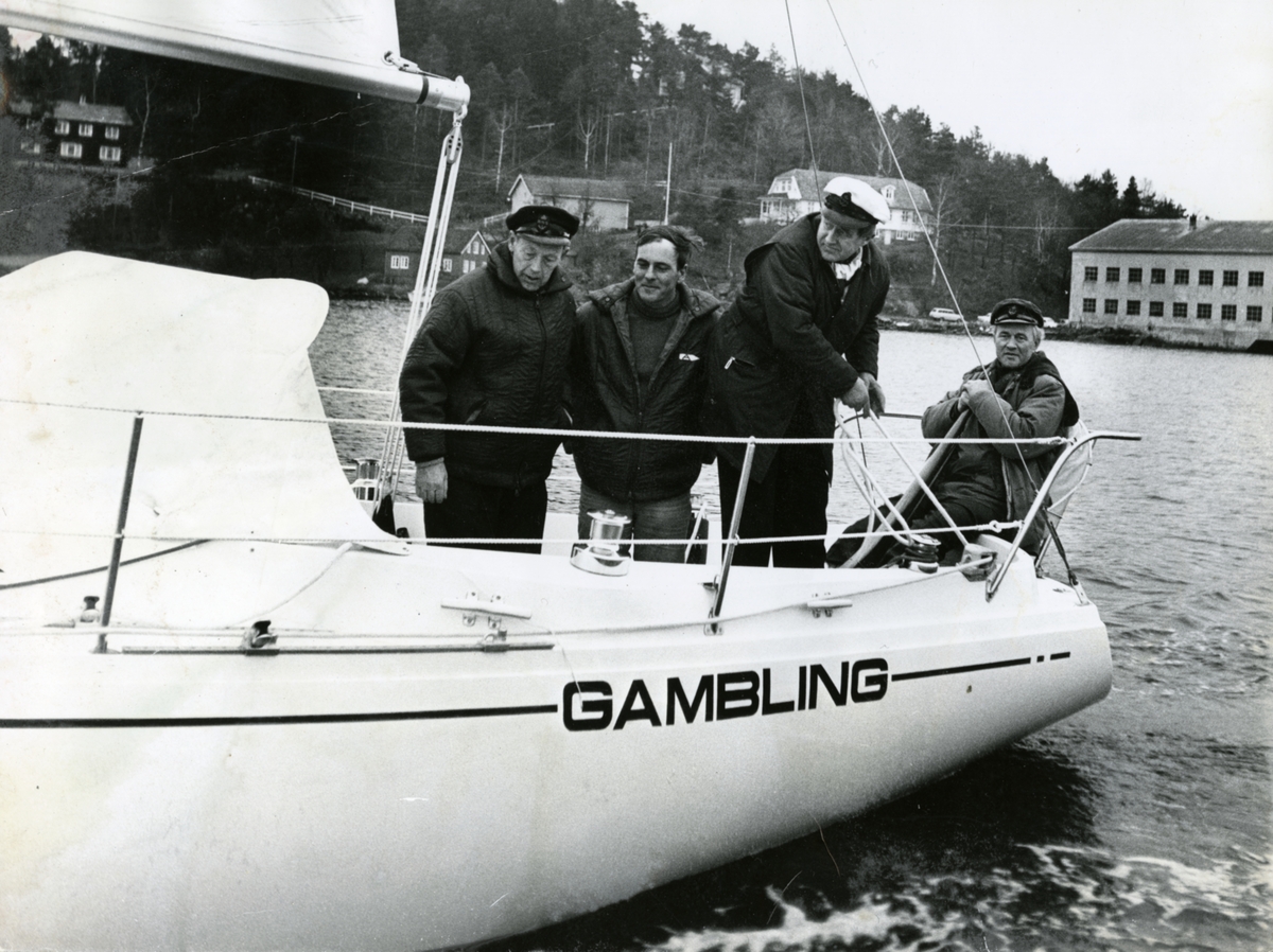 Jan Herman Linge, Fire menn ombord Linge-båten Gambling. 2: Thor Føyen 3: Finn Ferner 4: Jan Herman Linge
