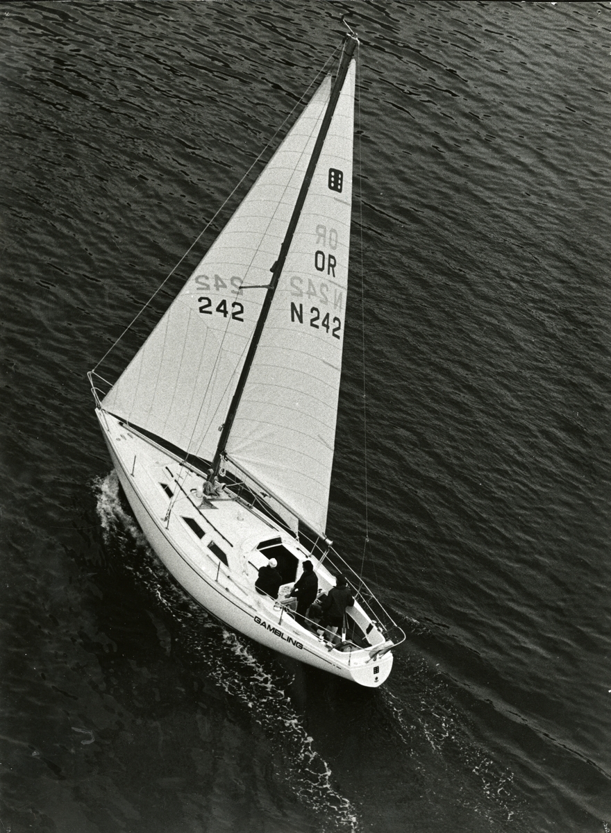 Jan Herman Linge, Linge-båten Gambling.