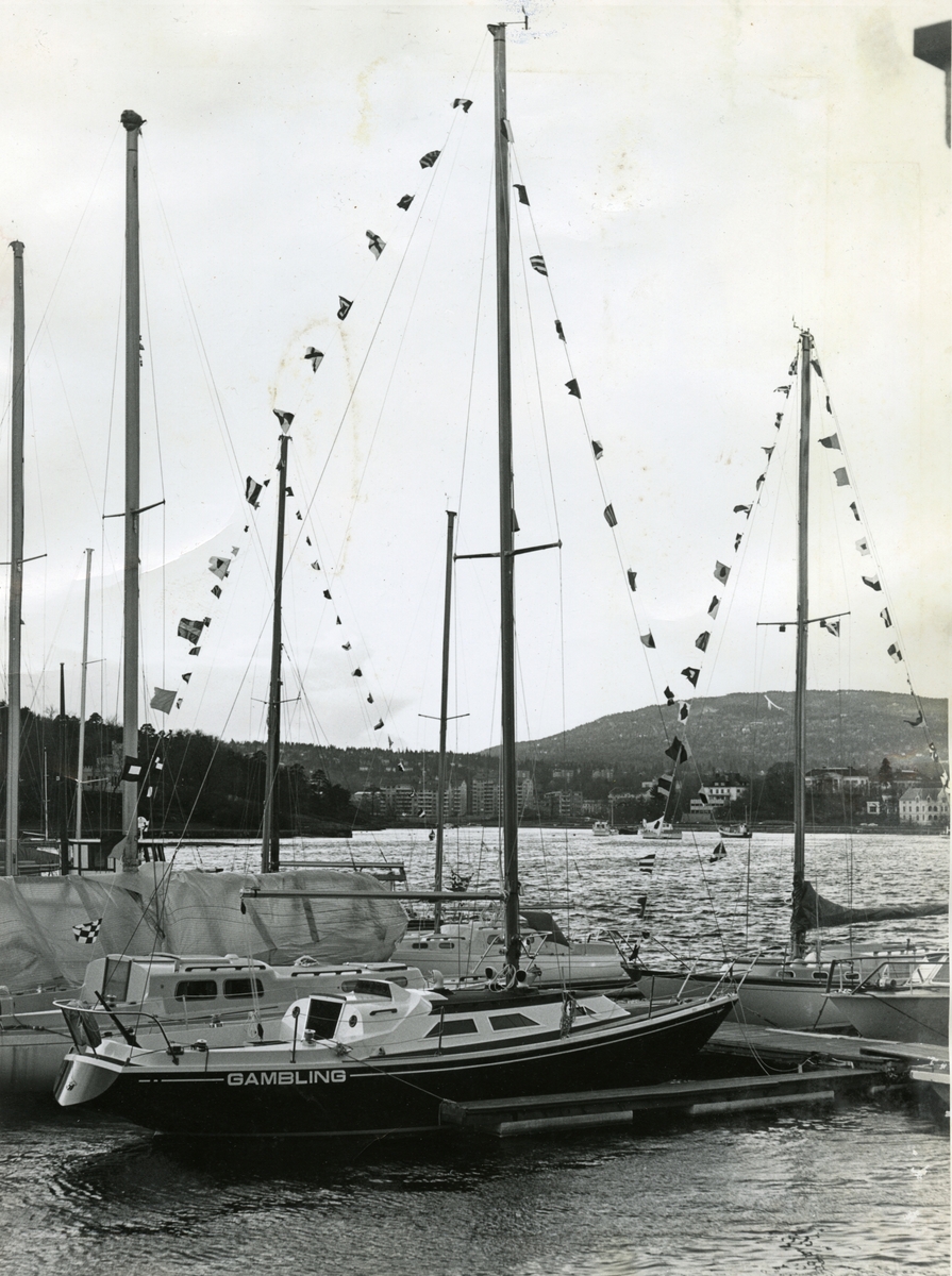 Jan Herman Linge, Linge-båten Gambling ved brygga på Bygdøy, Oslo.