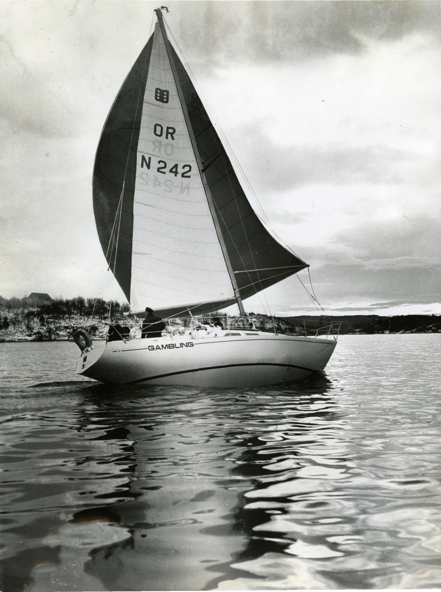 Jan Herman Linge, Linge-båten Gambling, sansynligvis Oslofjorden.