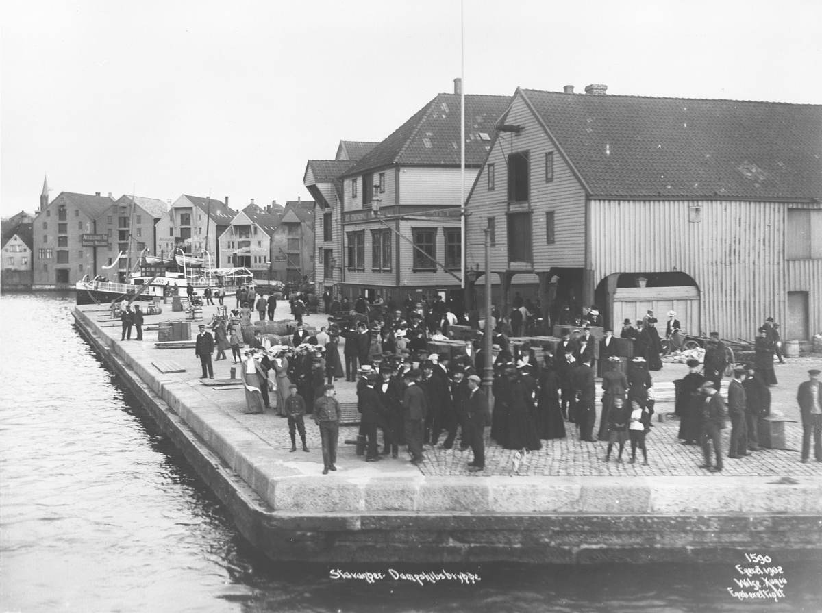 Anders Beer Wilse, Prot: Stavanger - Dampskibsbryggen 22. Juli 1902