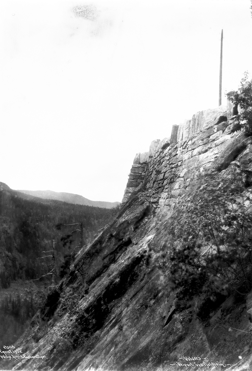Anders Beer Wilse, Prot: Valdres - Veiparti ved Fjeldheim 13. Sep. 1902