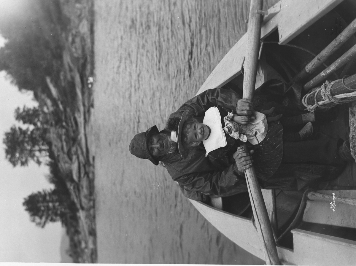 Anders Beer Wilse, Prot: Genere - Lodsen og barnebarn - hjelper at ro 6/8 1904