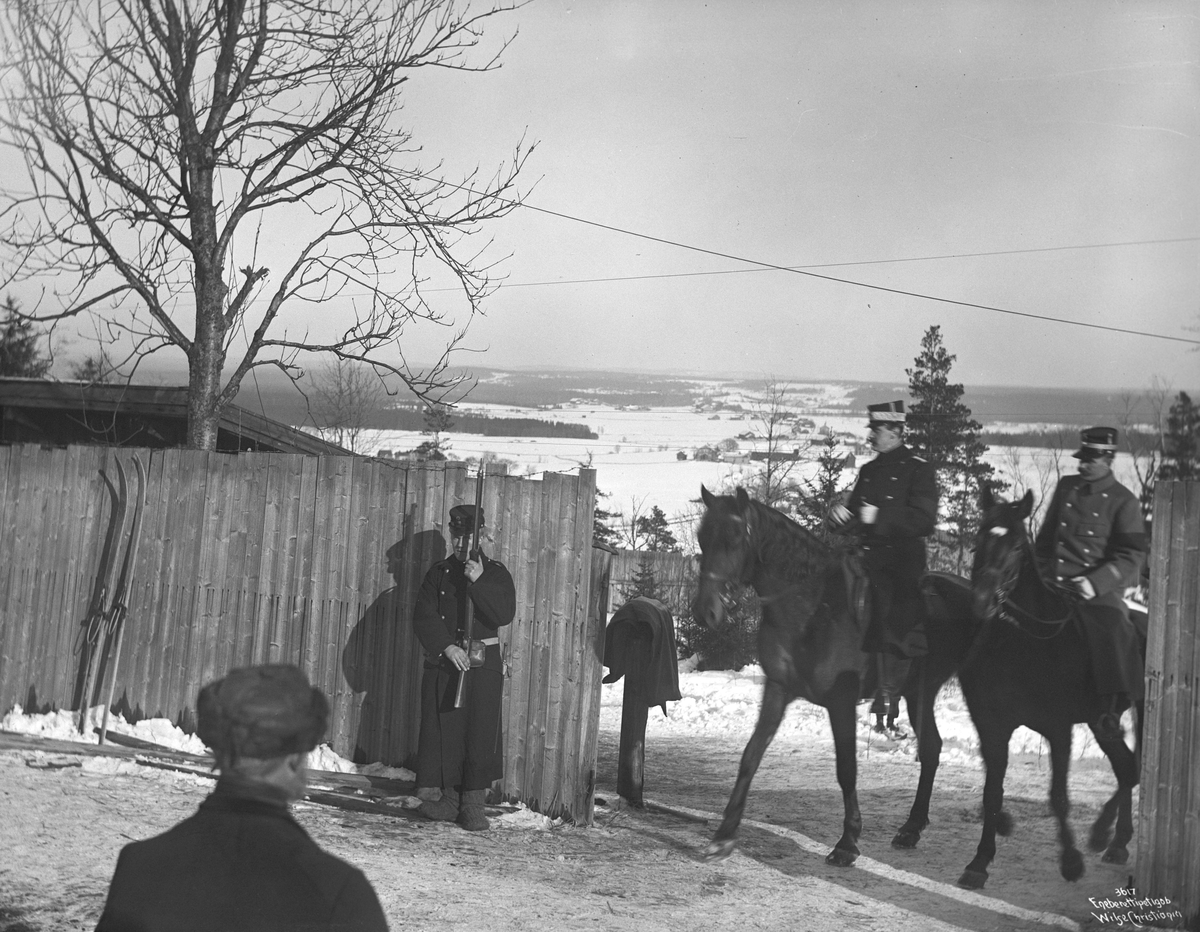 Anders Beer Wilse, Prot: Kongen ridende ved Heer Skanse 28/2 1906