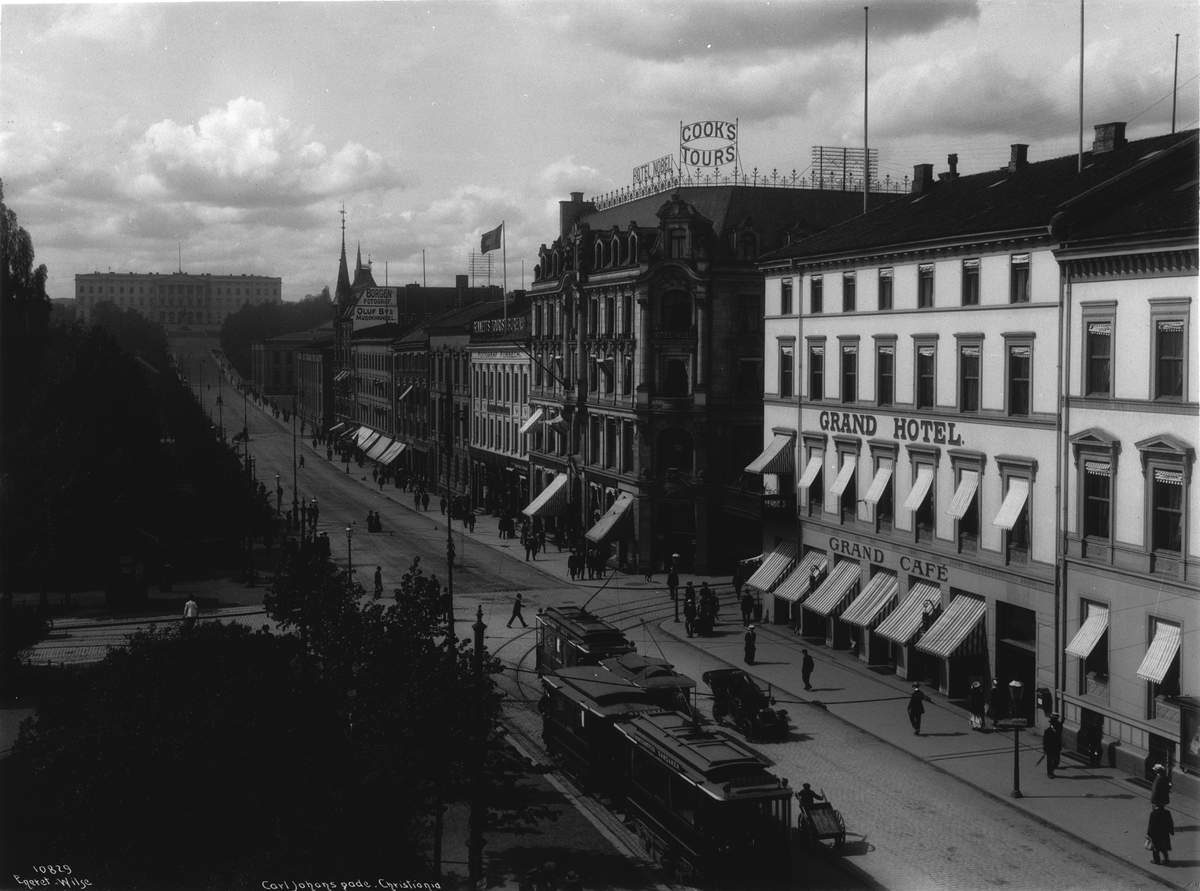 Anders Beer Wilse, Prot: Carl Johans gate fra Stortinget 3/10 1910