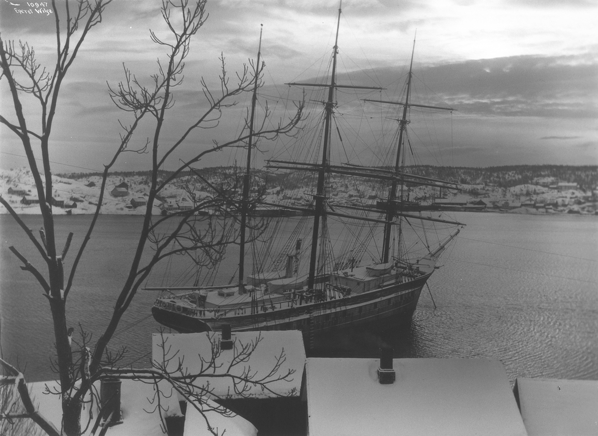 Anders Beer Wilse, Prot: Kragerø - Stemning fra Tallakshavn 3/12 1909
