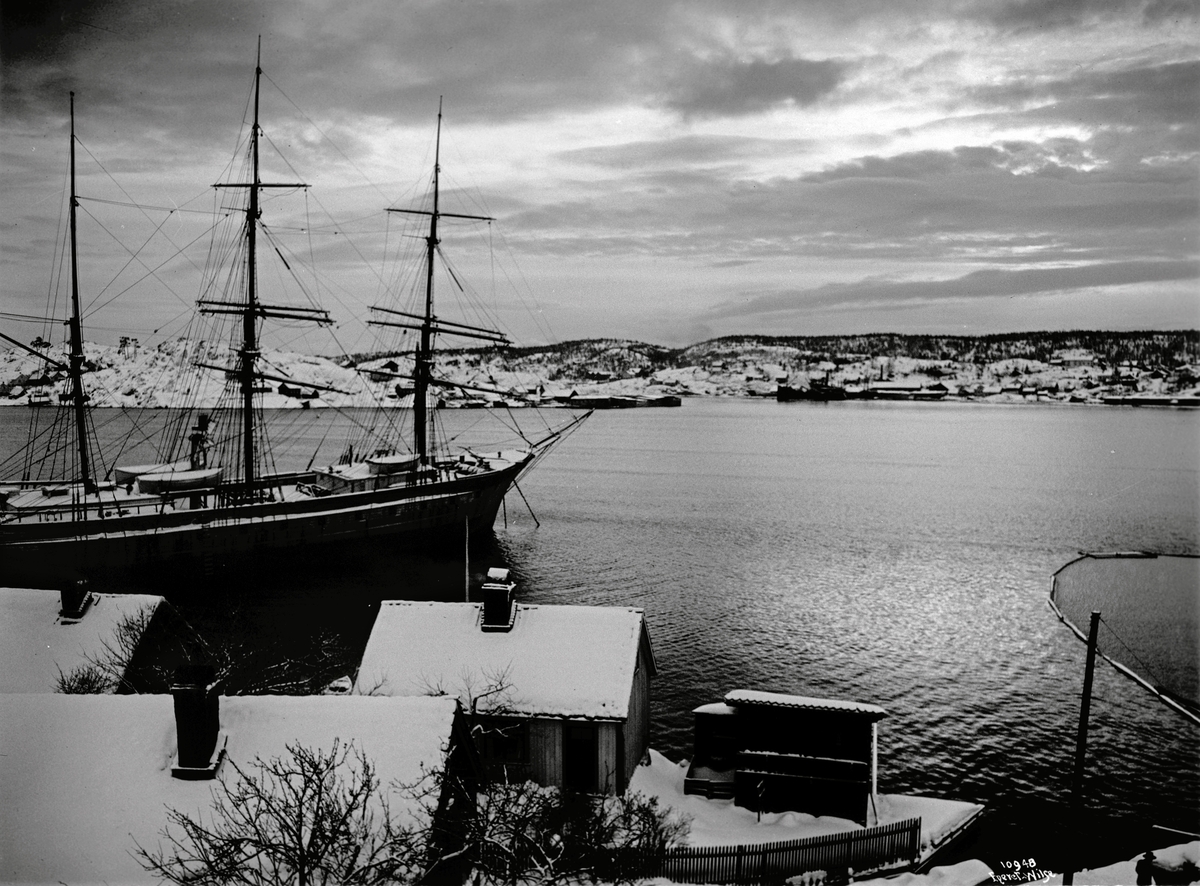Anders Beer Wilse, Prot: Kragerø - Stemning fra Tallakshavn 3/12 1909