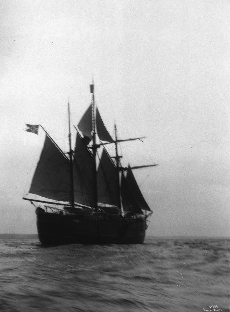 Anders Beer Wilse, Prot: Fram under seil agterfra 25/4 1910
