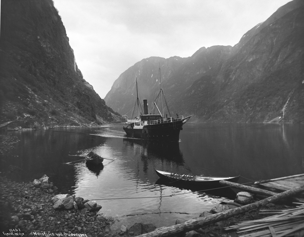 Anders Beer Wilse, Prot: Nærøyfjorden Lokalbaaden ved Gudvangen