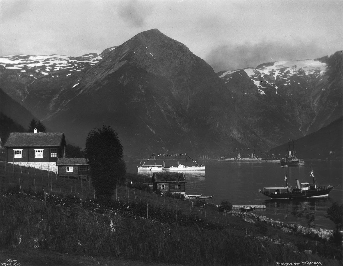 Anders Beer Wilse, Prot: Balholmen Esefjorden med krigsskibe 30/7