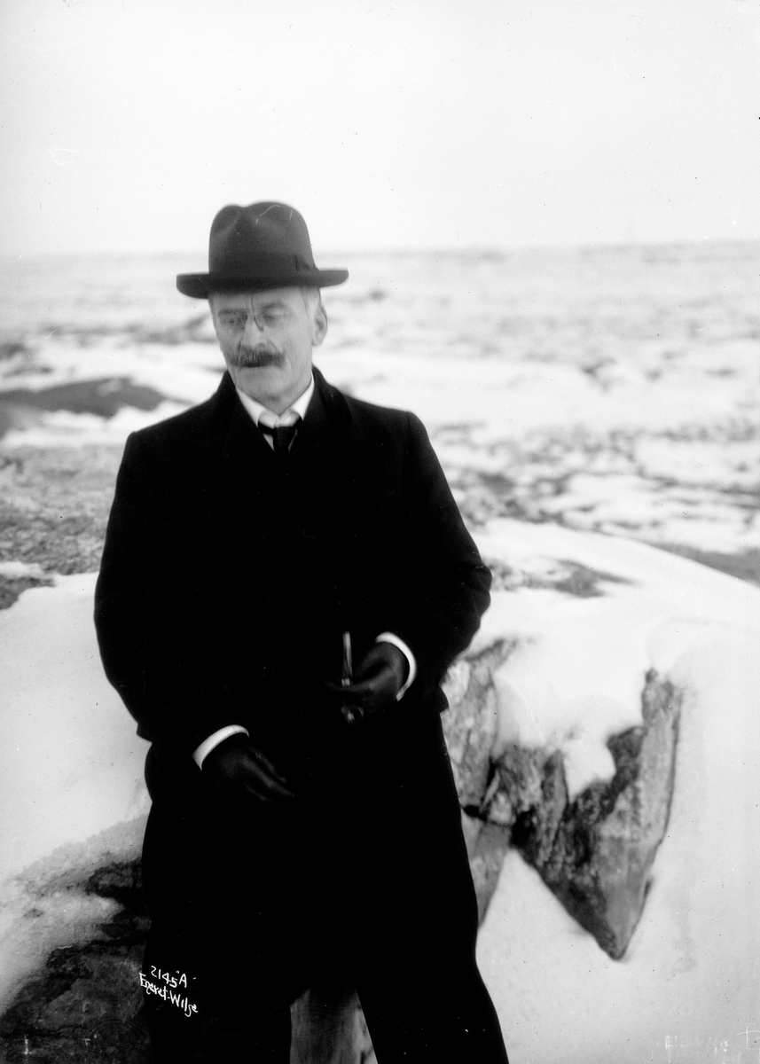 Anders Beer Wilse, Prot: Knud Hamsun på Stranden 13/4
