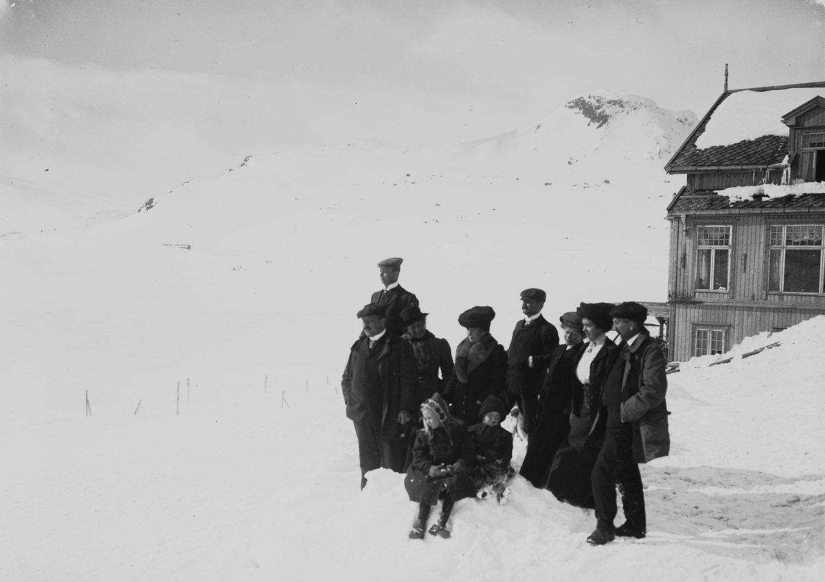 Anders Beer Wilse, Prot: Gruppe Brödrene Poppe - Finse