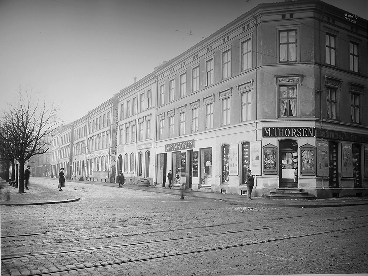 Anders Beer Wilse, Konv: Husrekke langs Olavs Kyrres plass