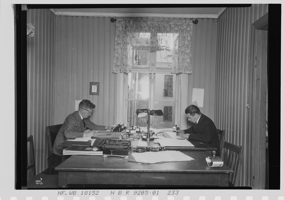 Anders Beer Wilse, Konv: Vinmonopolet avd B