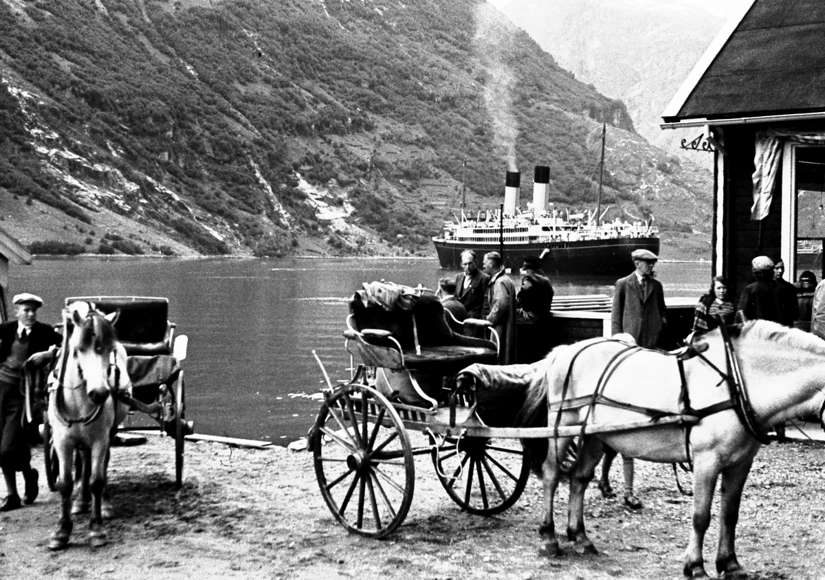 Anders Beer Wilse, Prot: Geiranger Karjol ved bryggen