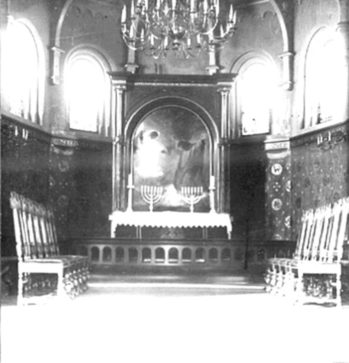 Anno Domkirkeodden, INTERIØR: HAMAR DOMKIRKE, ALTERET, KORET, KIRKEN BLE FERDIG I 1866