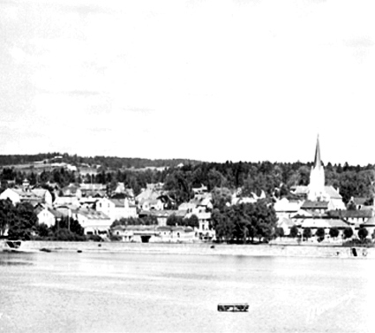 Anno Domkirkeodden, FRA HAMARBUKTA OG MJØSA MOT HAMAR BRYGGE, BASARBYGNINGEN, HAMAR DOMKIRKE
