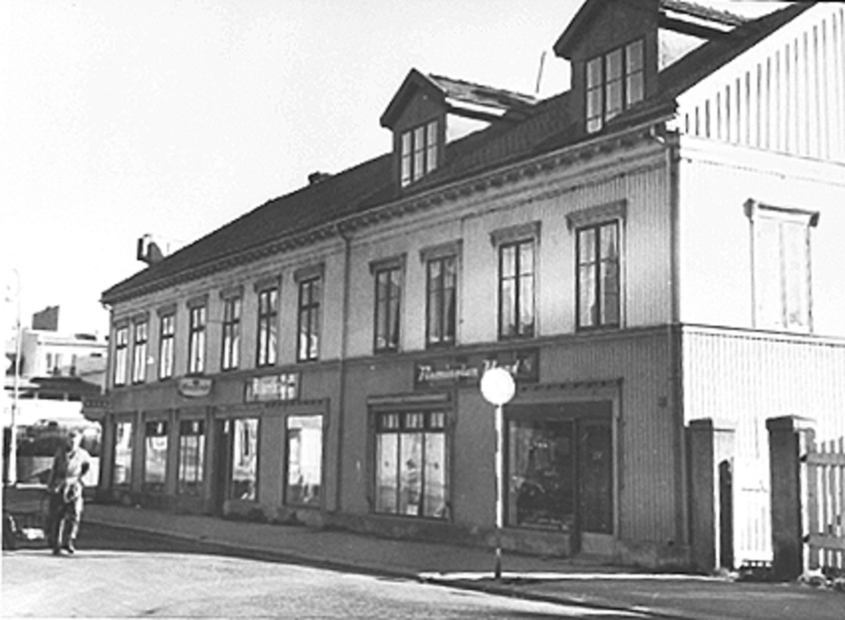 Anno Domkirkeodden, EKSTERIØR GRØNNEGATA 23, ROMSTAD AUTO, STOREBRAND FORSIKRING, REMINGTON RAND A/S KONTORMASKINER