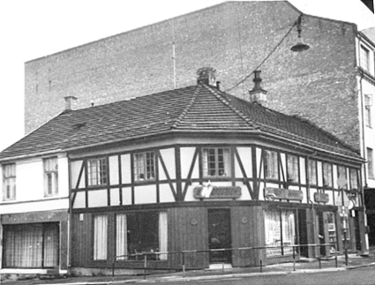 Anno Domkirkeodden, EKSTERIØR GRØNNEGATA 34, H. NORDSTRØMS BAKERI OG KONDITORI